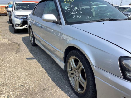 SUBARU LEGACY BEE 2002