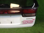 Portón trasero SUBARU LEGACY OEM 61700AC000, 84251AC090 BG5 1997 белый 51E