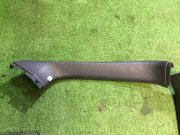 Обшивка пятой двери SUBARU LEGACY OEM 94017AC000MU, 94047AC000MU BG5 1997 белый 51E