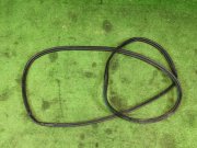 ยางขอบฝาท้าย 63516AE001, 63519AE200, 63516AE000 SUBARU LEGACY