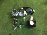 Conjunto de fechaduras 57491AE000, 57491AE001 SUBARU LANCASTER