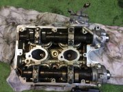 右シリンダーヘッド SUBARU LANCASTER OEM 11039AB250, 11039AB251, 11039AB252 BH9 1998 EJ254