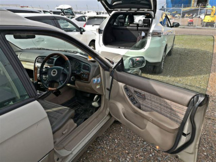 SUBARU LANCASTER BH9 1998