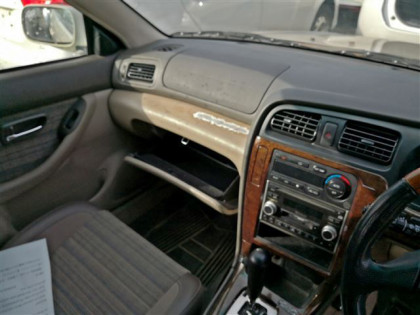 SUBARU LANCASTER BH9 1998