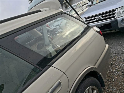 SUBARU LANCASTER BH9 1998