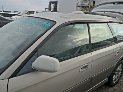 SUBARU LANCASTER BH9 1998