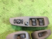 车窗控制模块 SUBARU LANCASTER OEM 83071AE060, 83071AE040, 83071AE000, 83071AE001 BH9 1999 EJ254