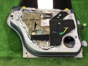 Porta traseira esquerda SUBARU LANCASTER OEM 60400AE270, 60400AE190 BH9 1999 beige 8L5