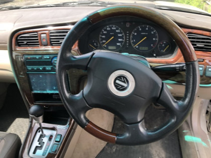 SUBARU LANCASTER BH9 2000