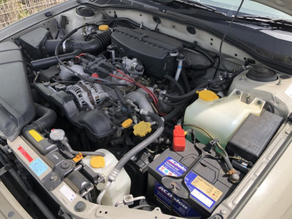 SUBARU LANCASTER BH9 2000