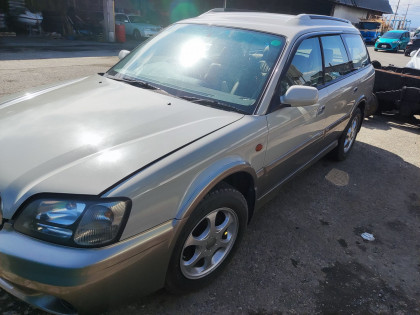 SUBARU LANCASTER BH9 1999