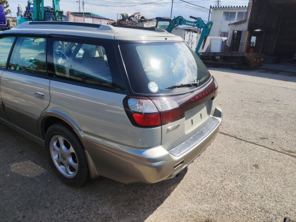 SUBARU LANCASTER BH9 1999