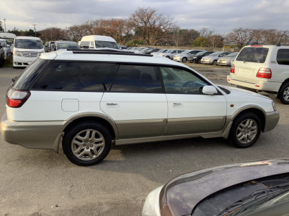 SUBARU LANCASTER BH9 1999