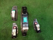 车窗控制模块 SUBARU LANCASTER OEM 83071AE060, 83071AE040 BH9 1999 EJ254