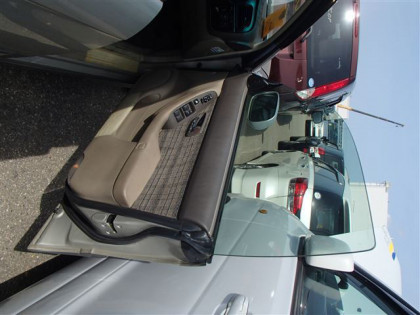 SUBARU LANCASTER BH9 2000