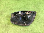 右テールランプ SUBARU LEGACY OEM 84201AE200 BH9 2000