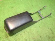 手套箱与扶手 SUBARU LANCASTER OEM 92111AE010AC BH9 2001 silver 1U2
