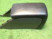 手套箱与扶手 SUBARU LANCASTER OEM 92111AE010AC BH9 2001 silver 1U2