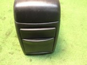 手套箱与扶手 SUBARU LANCASTER OEM 92111AE010AC BH9 2001 silver 1U2