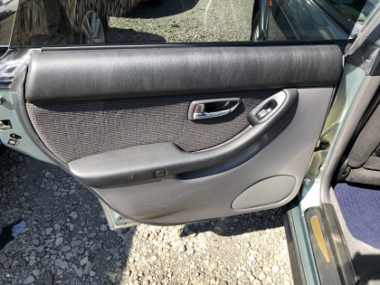 SUBARU LANCASTER BH9 2001