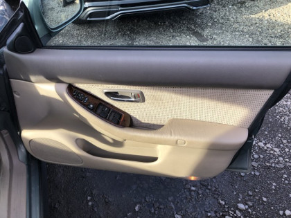 SUBARU LANCASTER BH9 2002