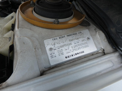 SUBARU LANCASTER BH9 2001