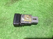 雾灯开关 SUBARU LANCASTER OEM 83001AE000 BH9 2002 EJ254