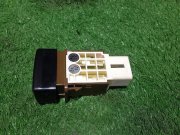 前挡除雾开关 SUBARU LANCASTER OEM 83001AE020 BH9 2002 EJ254