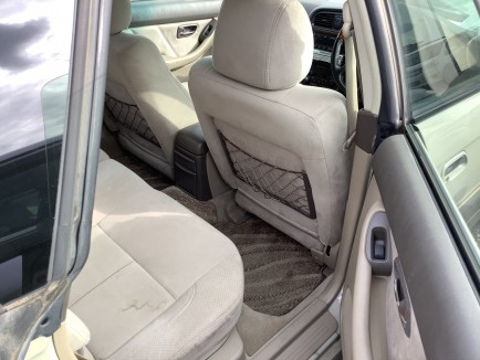 SUBARU LANCASTER BHE 2000
