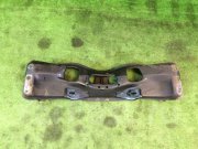 Travesaño delantero SUBARU LANCASTER OEM 20101AE011, 20101AE012 BHE 2000 EZ30