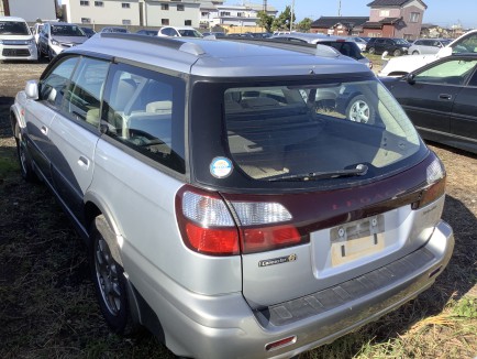 SUBARU LANCASTER BHE 2001