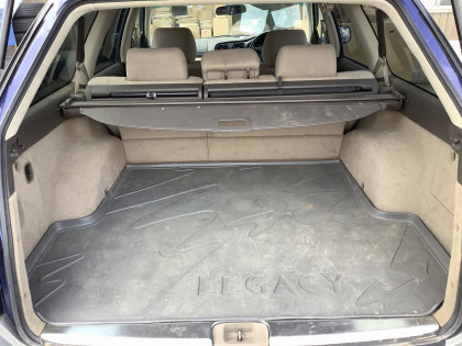 SUBARU LANCASTER BHE 2001