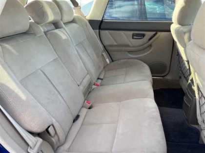 SUBARU LANCASTER BHE 2001
