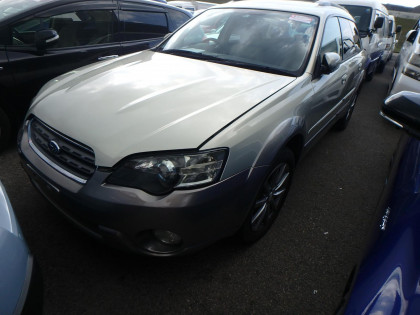 SUBARU OUTBACK 2004