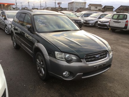 SUBARU OUTBACK 2004