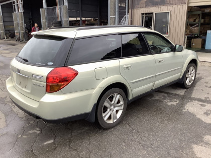 SUBARU OUTBACK BPE 2004