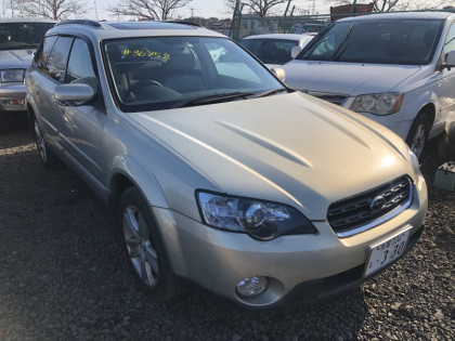 SUBARU OUTBACK 2004
