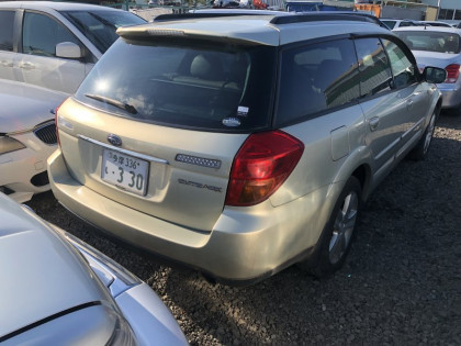 SUBARU OUTBACK BPE 2004