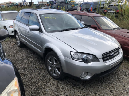 SUBARU OUTBACK 2004
