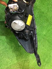 ไฟหน้าขวา SUBARU OUTBACK OEM 84001AJ080, 84001AJ081 BRF 2009