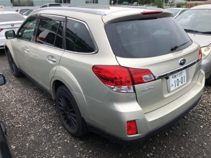 SUBARU OUTBACK BRF 2010