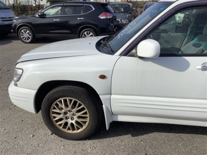 SUBARU FORESTER SF9 2000