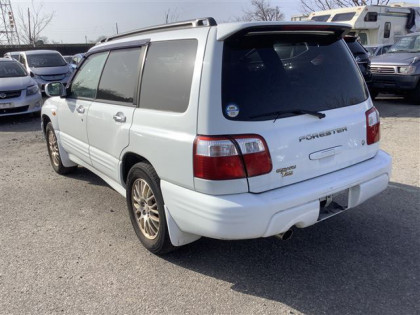 SUBARU FORESTER SF9 2000