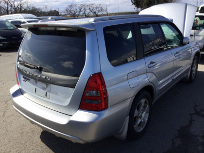 SUBARU FORESTER SG5 2002