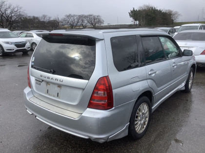 SUBARU FORESTER SG5 2004
