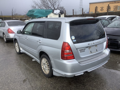 SUBARU FORESTER SG5 2004