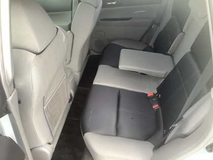 SUBARU FORESTER SG5 2004