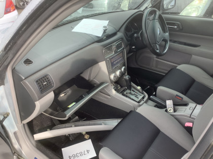 SUBARU FORESTER SG5 2004