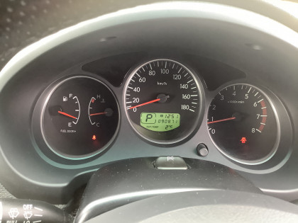SUBARU FORESTER SG5 2004
