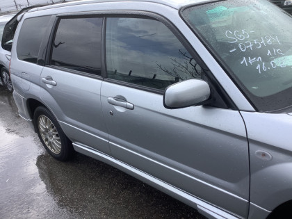 SUBARU FORESTER SG5 2004